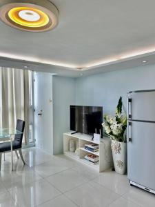 2BR Unit at the Center of Cebu