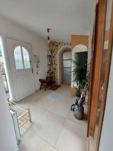 studio lumineux, au calme, accessible, à Gif sur Yvette