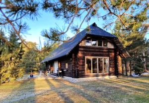 Kenama Loghouse and Archaic Sauna