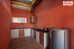 Golden Apex by VEO - Part of StayVista