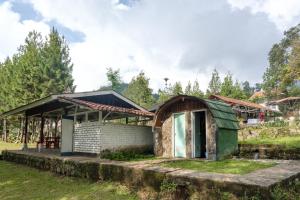 Hilltop Camp by TwoSpaces, Lembang