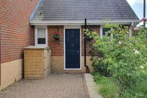 Self-contained Guest Suite - West Clandon