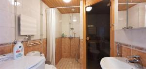 Kotimaailma Apartments - saunallinen & parvekkeellinen kaksio - Tampellan Esplanadi