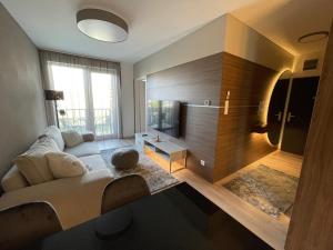 Karzo Property LK 204