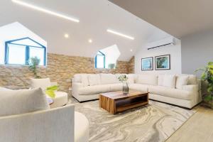 Penthouse 2BR with Private Terrace Casco Viejo