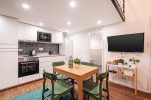 D35 - Chic Boutique Apartments by BQA