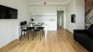 Mine House Hill- 2 PRIVAT PARKING!