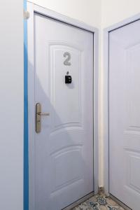 New York Palace Flats