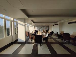 Hotel Basant Sarovar