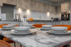 Penthouse-Central-Free parking