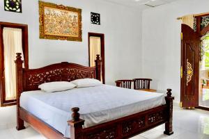 Tebluess Guesthouse Gianyar RedPartner - 1hvězdičkové hotely ve městě Bedahulu