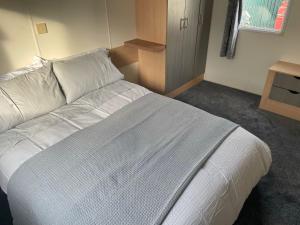 Whitstable 2 bed Fully Fitted Seaside Caravan