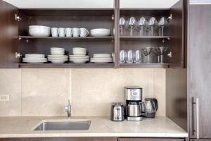 Wall St 1BR w Luxury gym Doorman NYC-119