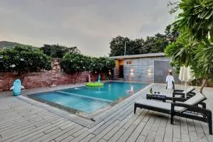 ELIVAAS Radhyam Luxe 2BHK Villa with Pvt Pool - Kama