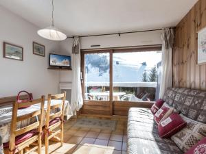 Appartement La Clusaz, 2 pièces, 5 personnes - FR-1-304-53