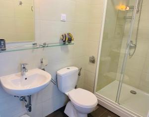 Sunny two bedroom apartment Acacia Hills C3 without pool