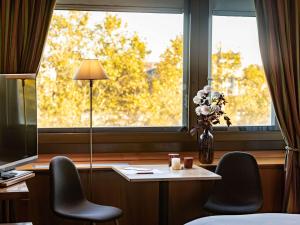 Hotels Sofitel Lyon Bellecour : Suite Junior - Vue sur Fleuve - Non remboursable