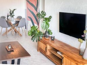 Apartamento con vistas al mar a 1 min de la playa