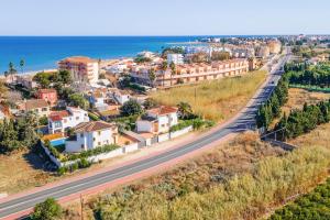 Villa Noguera Mediterraneo by Villa Plus