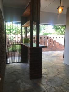 15 On Reitz Bela bela