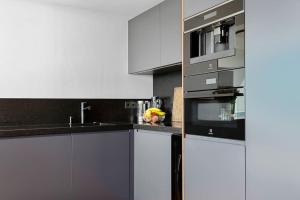 Amazing apartment with epic lake view!