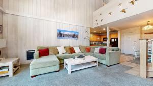 Mammoth Reservations