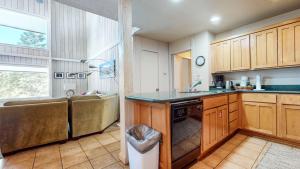 Mammoth Reservations