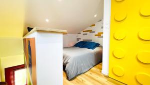 Futurostudio - Appart Hôtel LEGO - 5min du Parc Futuroscope - Parking - Poitiers