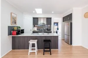 A Cosy 5Beds house in the Clyde - كرانبورن