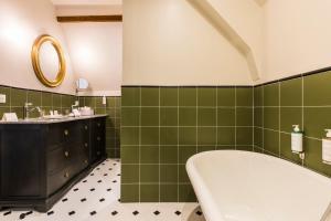 Hotels Les Hauts de Loire Relais & Chateaux : photos des chambres