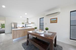 Whitsunday Whisper Terrace - Townhouse Pets Airlie