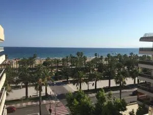 Grand appartement superbe vue mer, plage principale de Salou - Salou