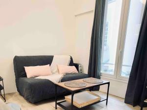 EXIGEHOME-Versailles à 2 pas du château - 3hvězdičkové hotely ve městě Versailles