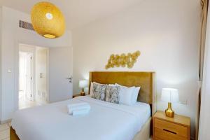 Vacationer Holiday Homes I Tranquil 2 Bedroom Villa I Private Garden
