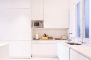 Elegant apartment next to Paseo del Prado - Alameda