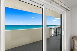 Sandpoint Beachfront Condo