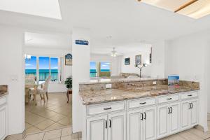Sandpoint Beachfront Condo