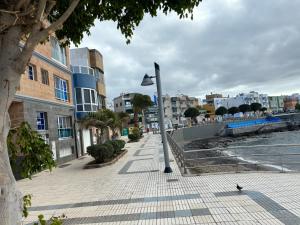 Vivienda 1ª línea mar en paseo marítimo