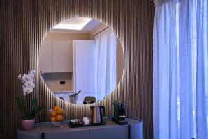 Monet Golden House next to Duomo