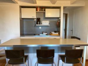 Appartements Joli appartement et terrasse vue sur les dentelles : photos des chambres