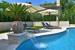 Villa Zita u Svicima for 10 people with jacuzzi & sauna in Central Istria 