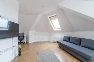 Great 1 bedroom In Hounslow with free parking - Abbey Wood