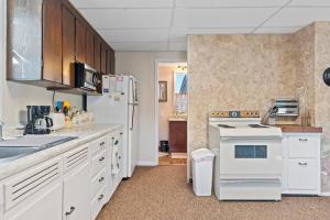 Farmhouse Ranchette - Horses Welcome