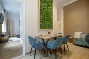 Sleek Downtown Living