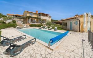 Rustic Villa Azzurra with pool in Sv Lovrec