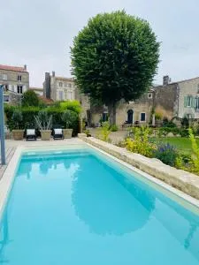 The Old Stables - Courcelles