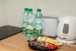 Krasiński Garden Comfort Apartment by BookingHost