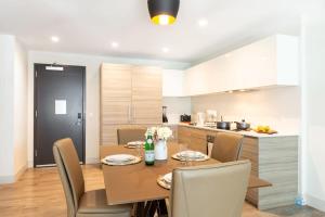 Rooftop Pool - Hot Tub -Hollywood Beach Boardwalk