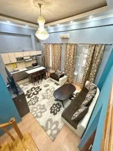 Просторная квартира в центре - Tokolʼdosh