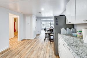 Charming El Dorado Retreat Near Main Street!